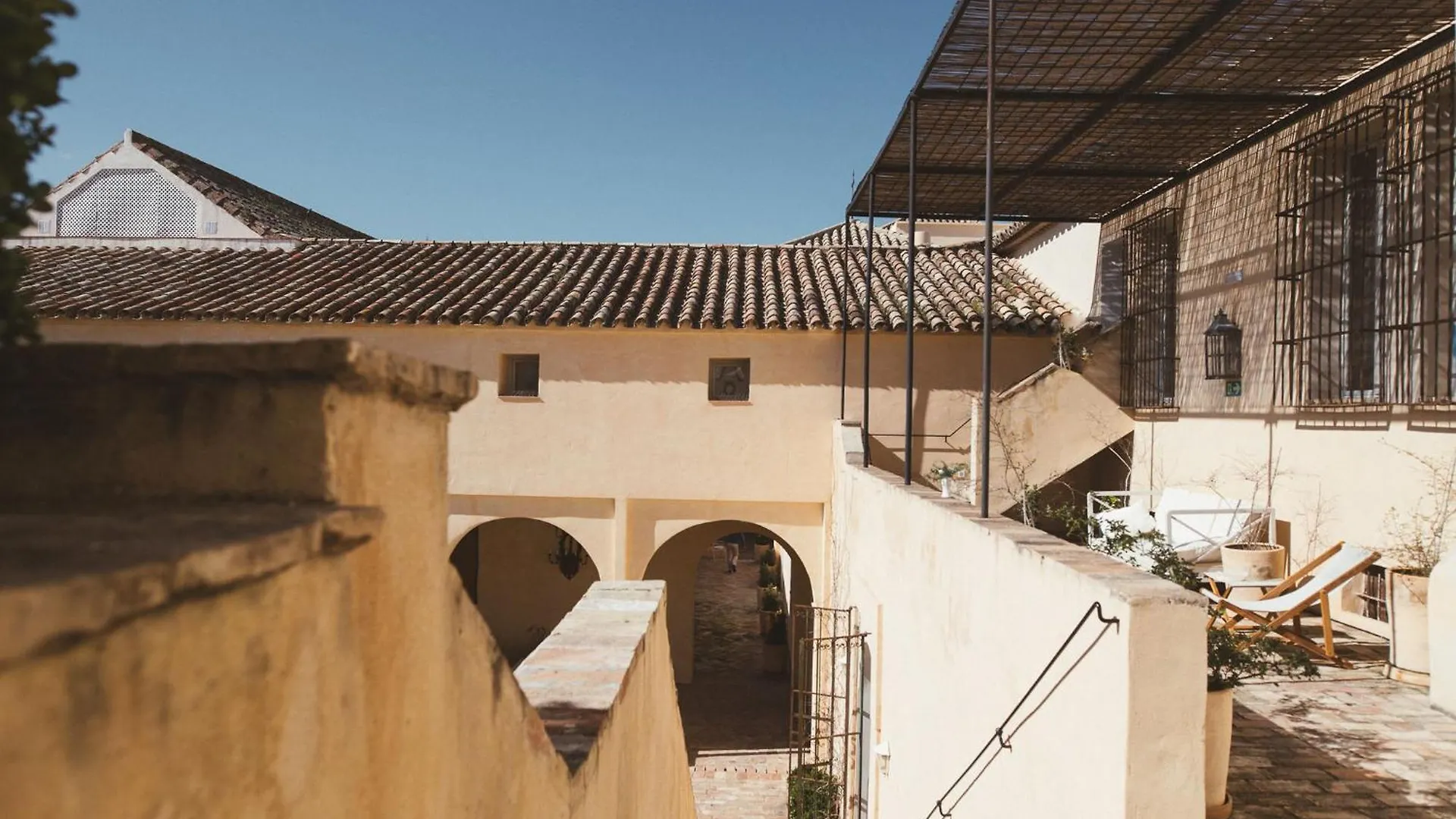 Hotel Palacio De Los Leones Lora del Rio